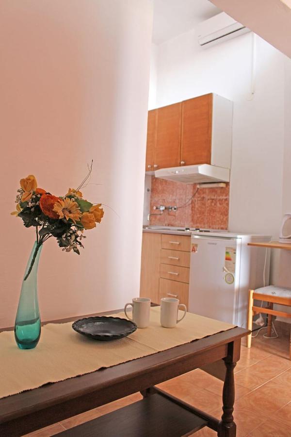 Apartments Gabriela Drvenik  Eksteriør bilde